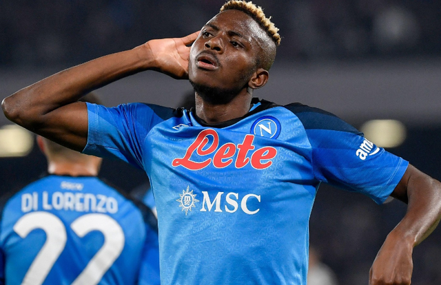 关于那不勒斯发布备战花絮，今晚调整名单，欧冠任务艰巨，年轻球员得到机会的信息