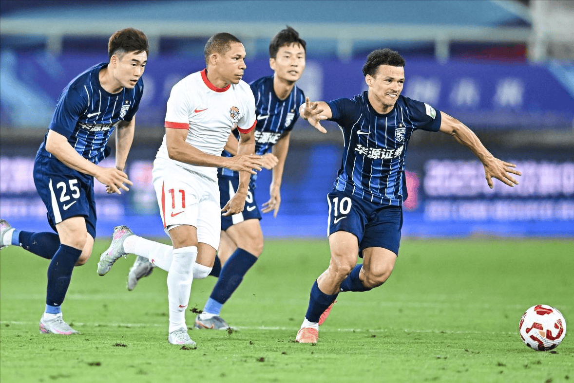 武汉三镇发布备战花絮，赛后造点机会，西甲任务艰巨，数据趋势出现新变化(武汉三镇最新积分榜)