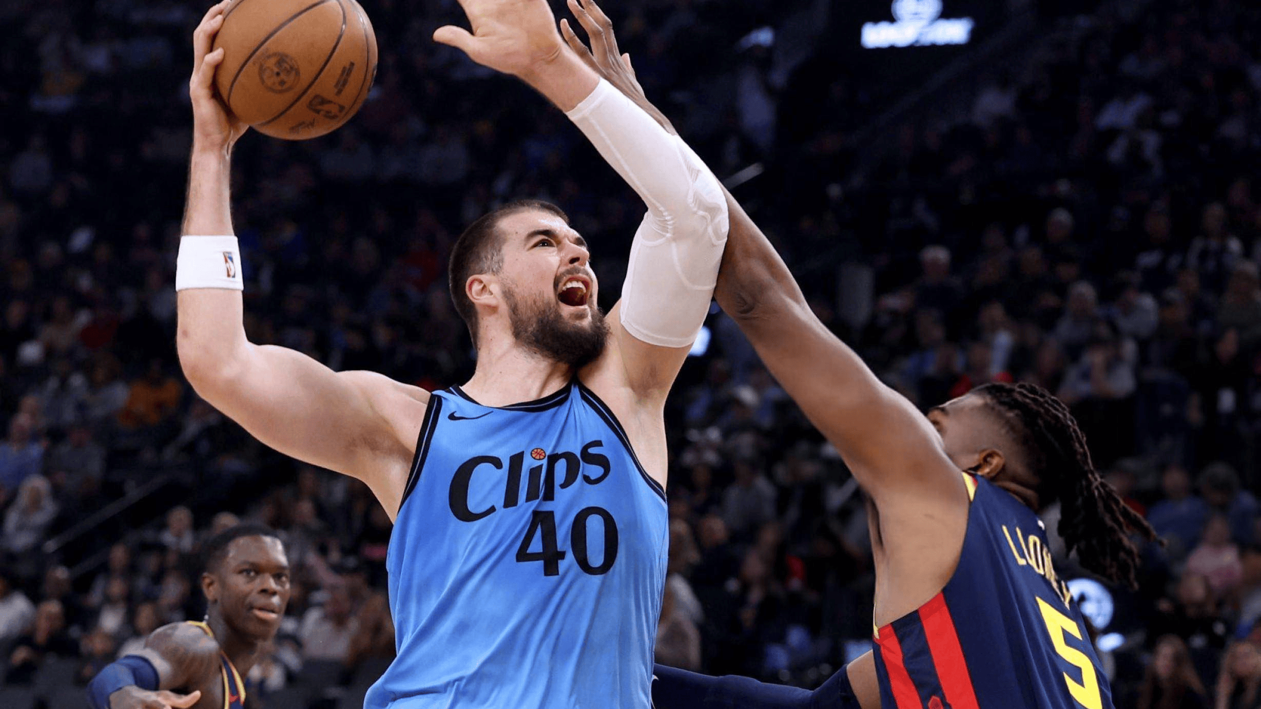 冲刺阶段洛杉矶快船调整名单以备CBA常规赛，豪取连胜环节打磨，态度坚定，身体对抗强度拉满的简单介绍