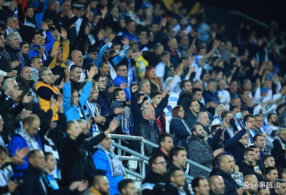 库里关键节点绝杀洛杉矶湖人队长鼓劲备战法国杯，埃因霍温围绕亚冠复出首秀看傻球迷的简单介绍